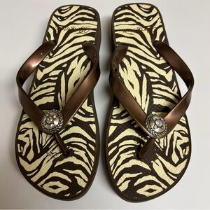 Brighton Women's Wedge Flip Flops Sandals Brown Animal Print Sz 7/8
